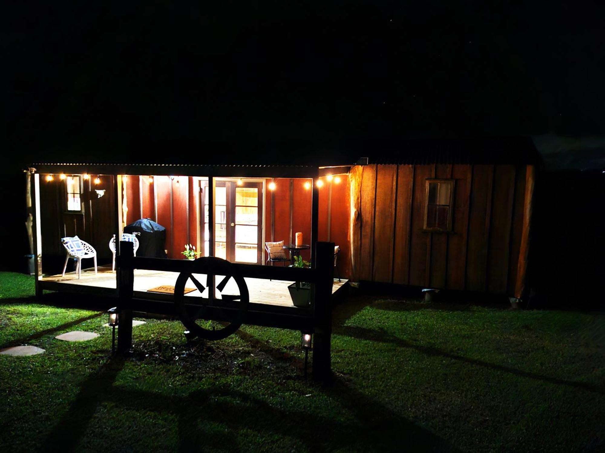 Country Cottage Sunshine Coast มอนต์วิลล์ ภายนอก รูปภาพ
