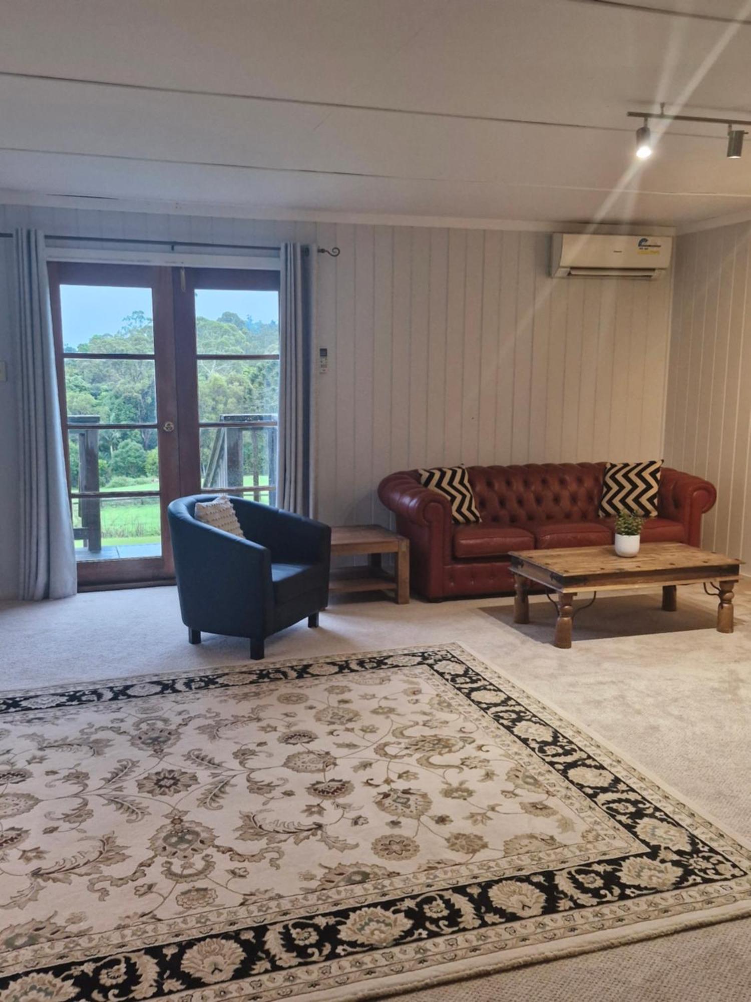 Country Cottage Sunshine Coast มอนต์วิลล์ ภายนอก รูปภาพ